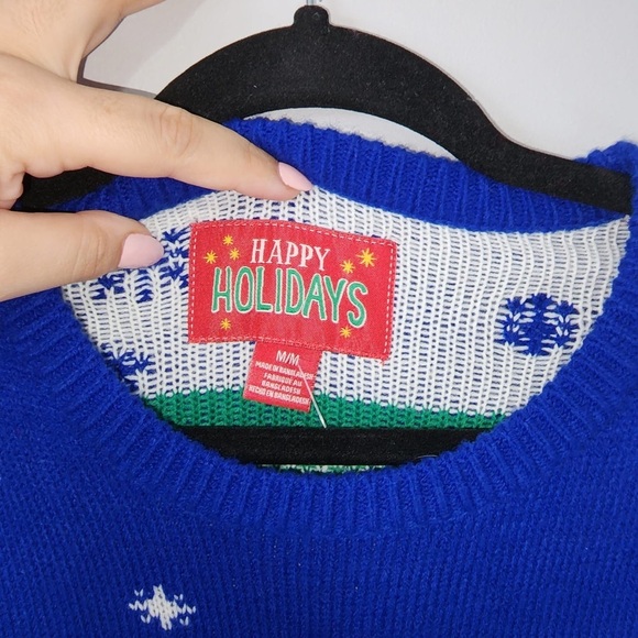 Interactive Happy Holidays Ugly Christmas
Sweater Medium - Picture 5 of 6